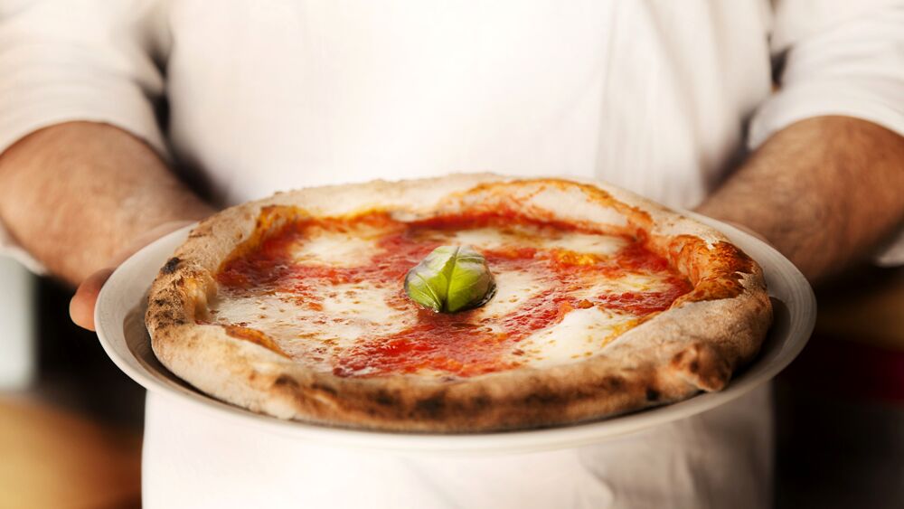Eataly Lingotto “Pizze d’Italia in festa” | 9-18 ottobre „Pizza protagonista per 10 giorni: assaggi, ricette e impasti per una grande festa del gusto a Torino“.